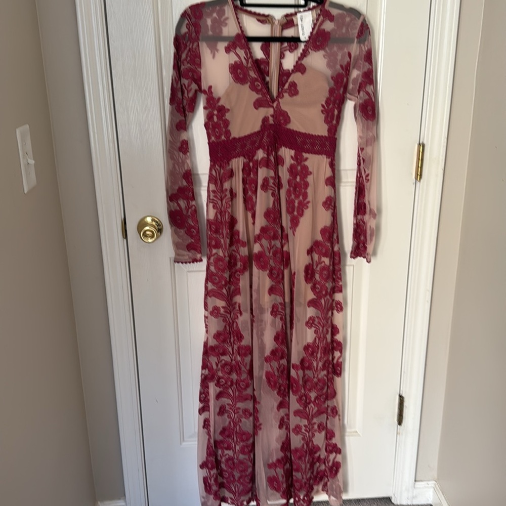 Altar’d State Lace Gown Maxi-Homecoming/Valentines Day bridesmaid